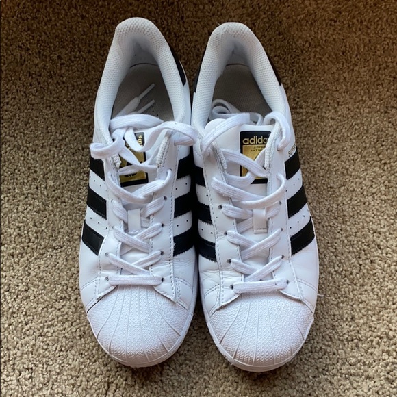 size 2 adidas superstar
